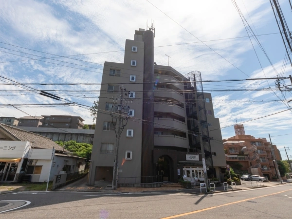 シャルム八事