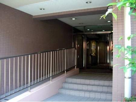 ファミール中野