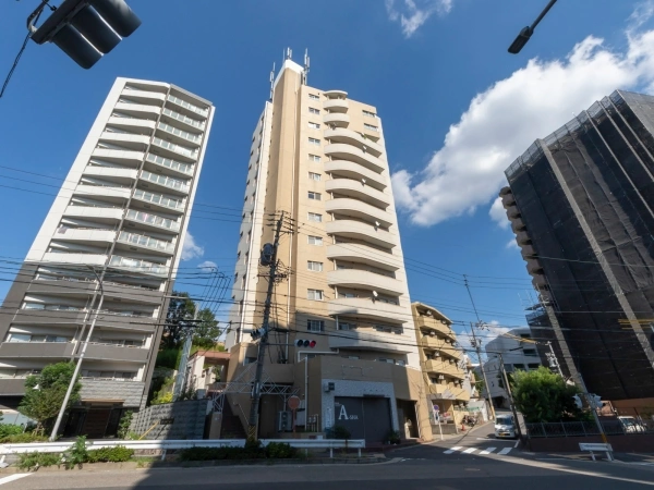 グランドメゾン八事裏山