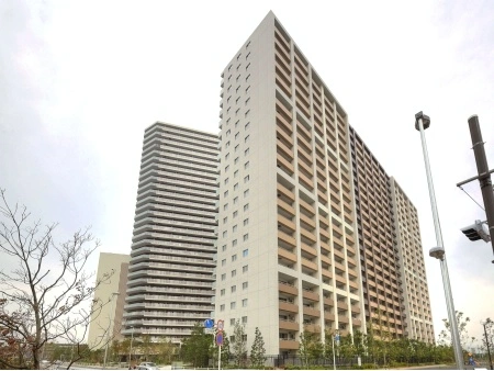 ミッドオアシスタワーズ