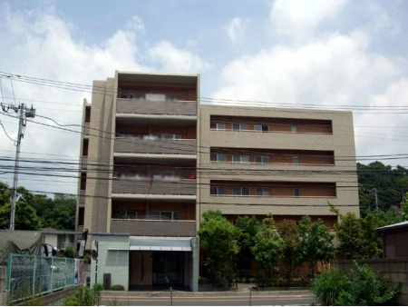 フォルスコート鎌倉台町