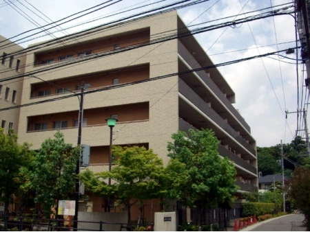 フォルスコート鎌倉台町