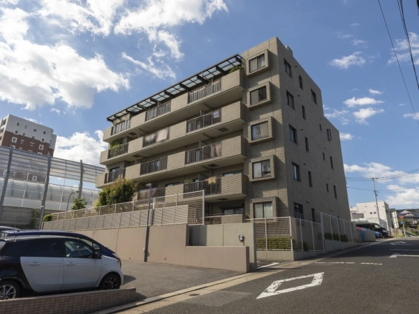 植田パークホームズ