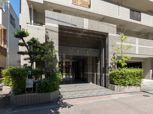 ローレルコート原