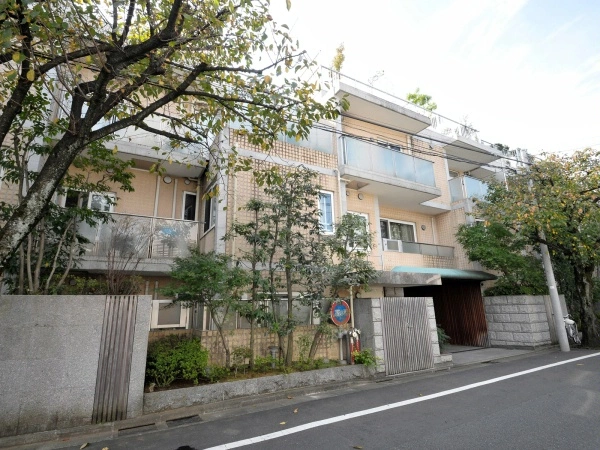ロイヤルシーズン成城