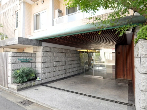 ロイヤルシーズン成城