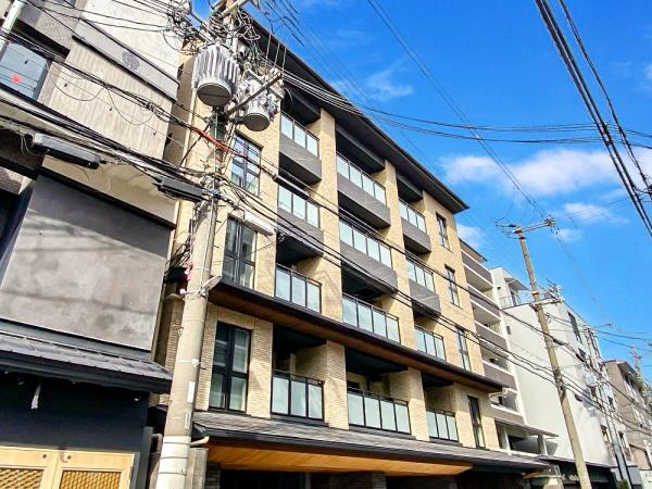 パラドール四条烏丸グレイス