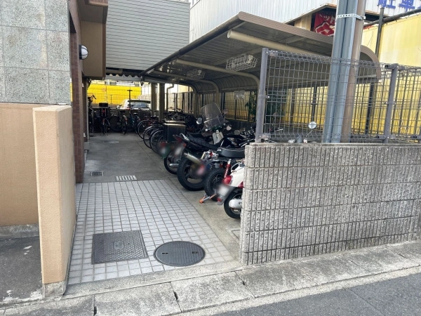 グリーンコーポ植田 バイク置場