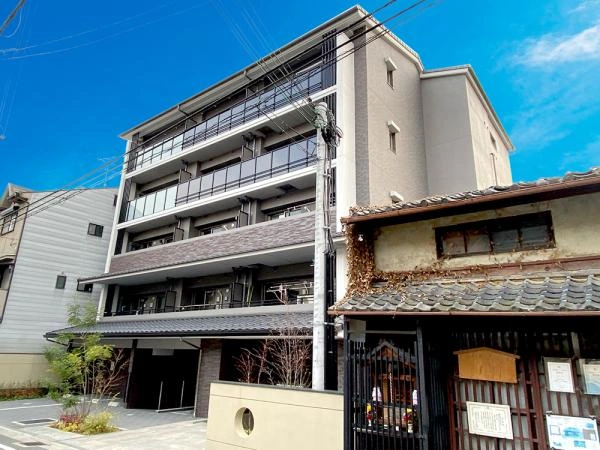 プレサンスロジェ京都西陣