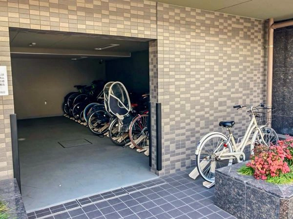 ルーブル蓮根弐番館