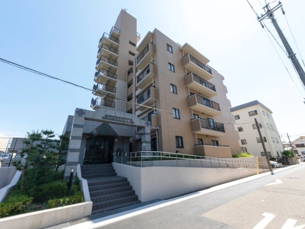 リヴラン天白島田
