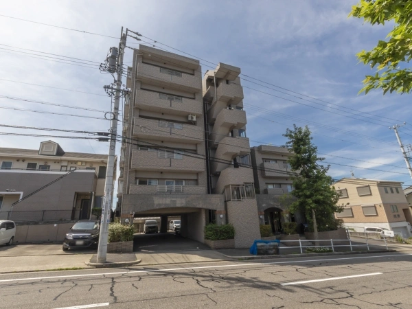 ユニーブル植田ヒルズ