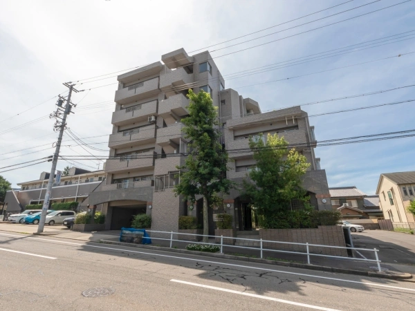 ユニーブル植田ヒルズ