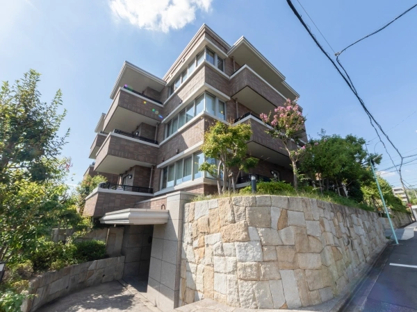グランドメゾン御幸山弐番館