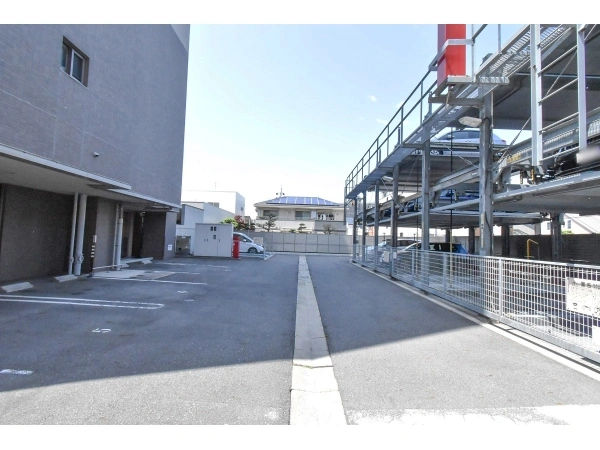 ル・サンク原