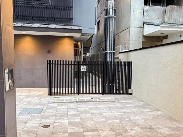 イーグルコート伏見桃山フロント