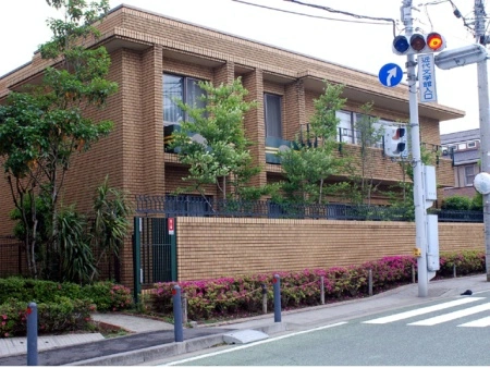 マートルコート山手261番館