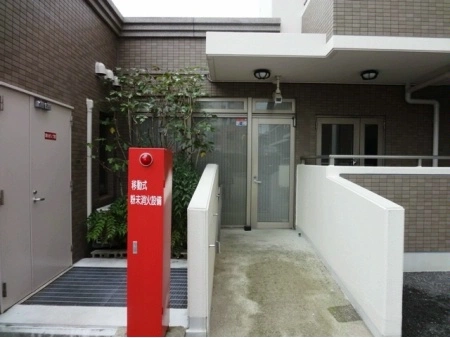 メゾン仁川 サブエントランス