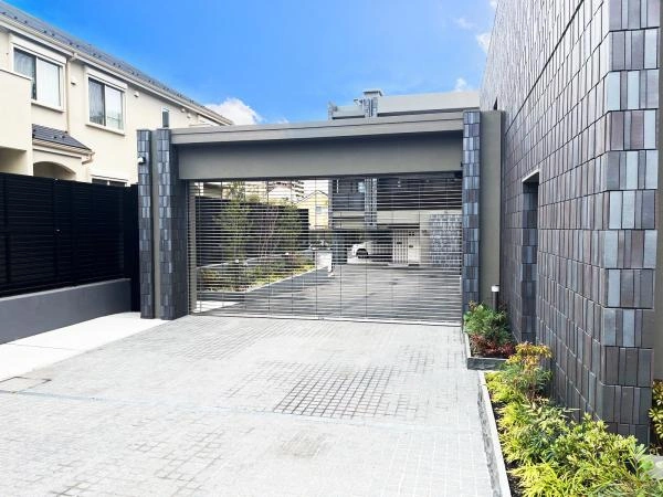 ブリリア深沢八丁目