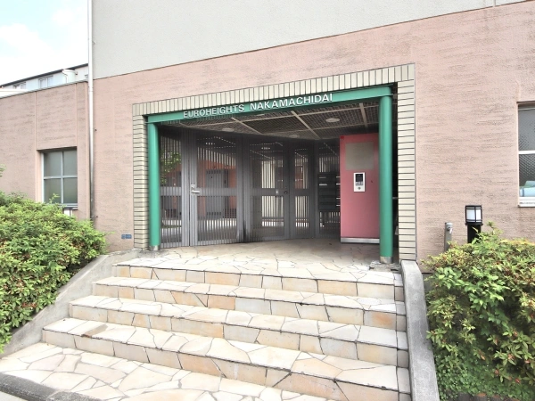 ユーロハイツ仲町台