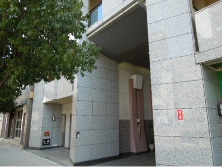 ロイヤル谷町