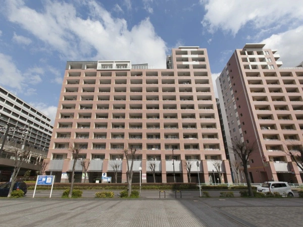 リーセントヒルズ　ステーションフロント