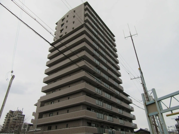 ディオレ江坂