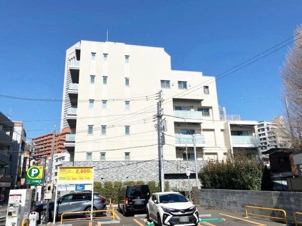 パークホームズ初台一丁目