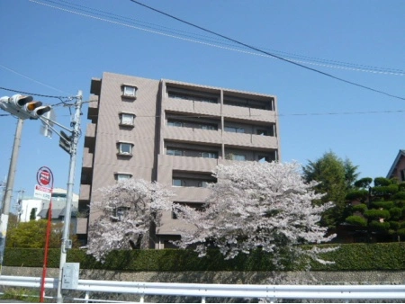 アールクレエ箕面一丁目