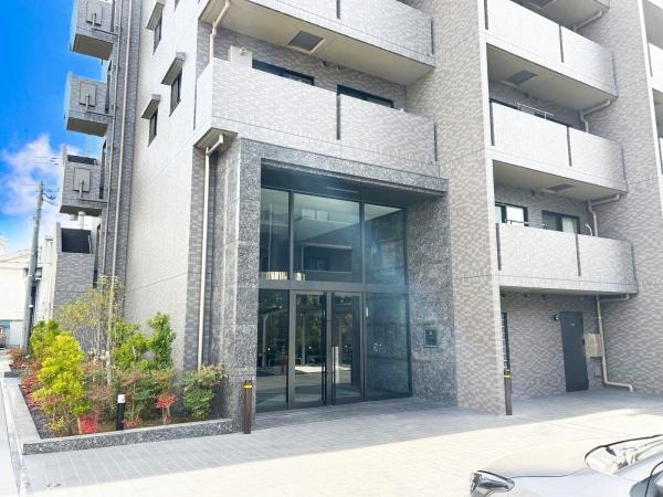 ルーブル志村坂上