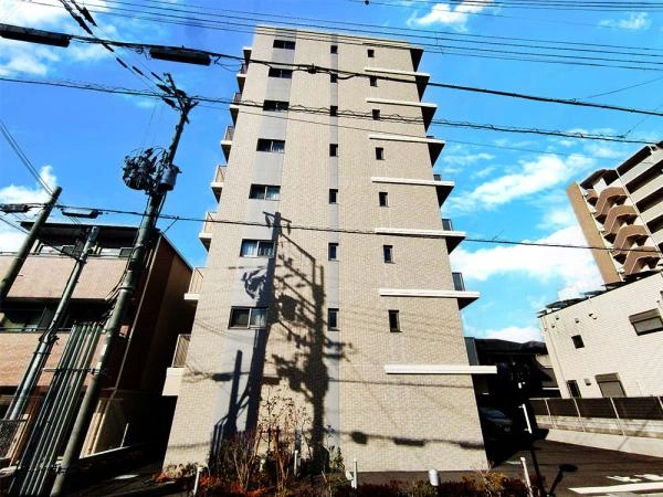 プレサンスロジェ伊丹ラヴィ