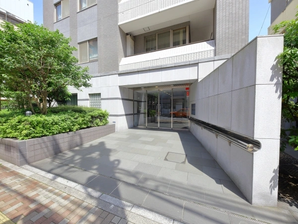 ヒルズ市川