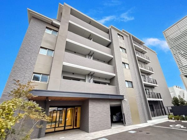 プレサンスロジェ伏見