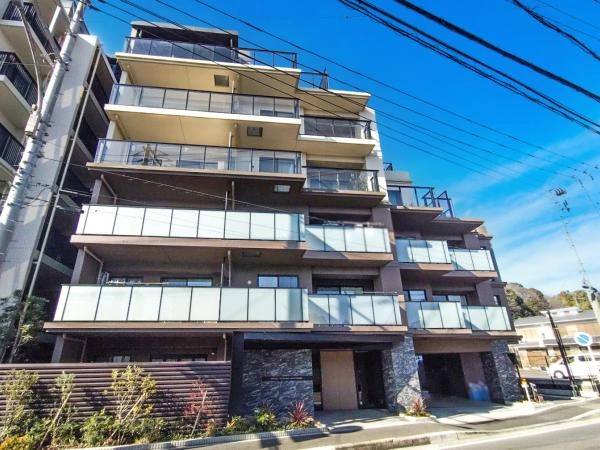 ヴェレーナ横浜新吉田