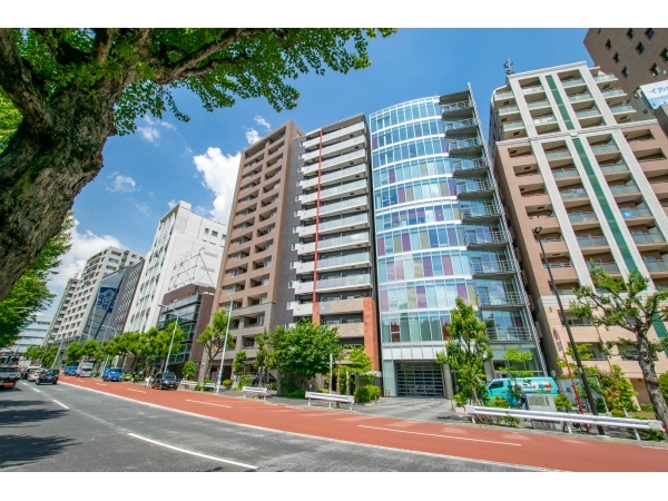 エステムプラザ市谷外濠公園