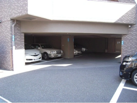 リベール帝塚山東
