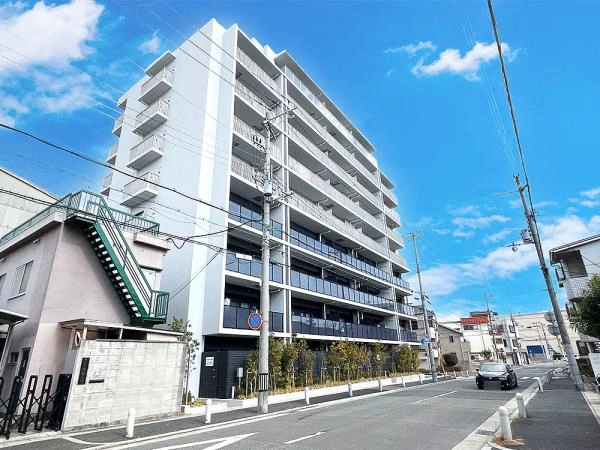 シーンズ尼崎