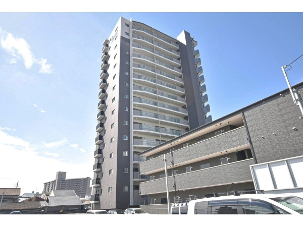 プレサンスロジェ京橋II