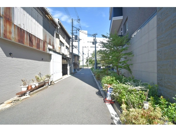 プレサンスロジェ京橋II