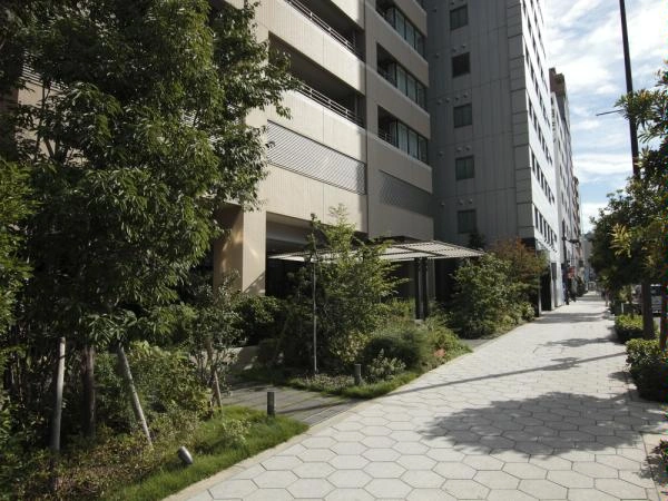 マストタワー安堂寺 敷地内
