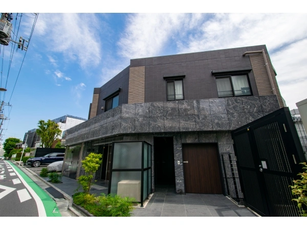 サンアリーナ市谷仲之町