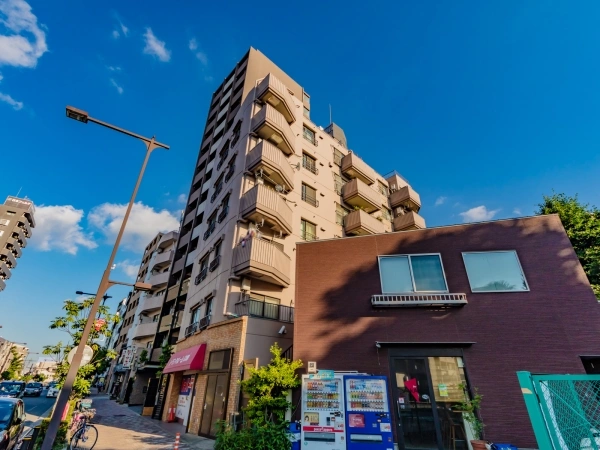 余丁町ダイカンプラザ