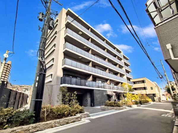 ジオ江坂垂水町