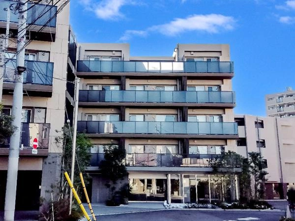 ヴァースクレイシアアイズ 町屋