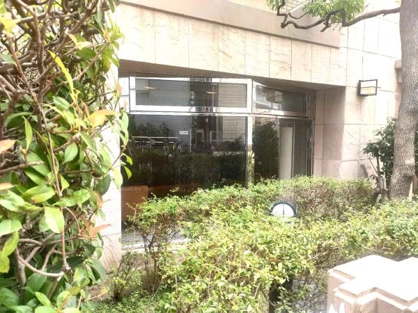江坂江の木町アーバンコンフォート 敷地内