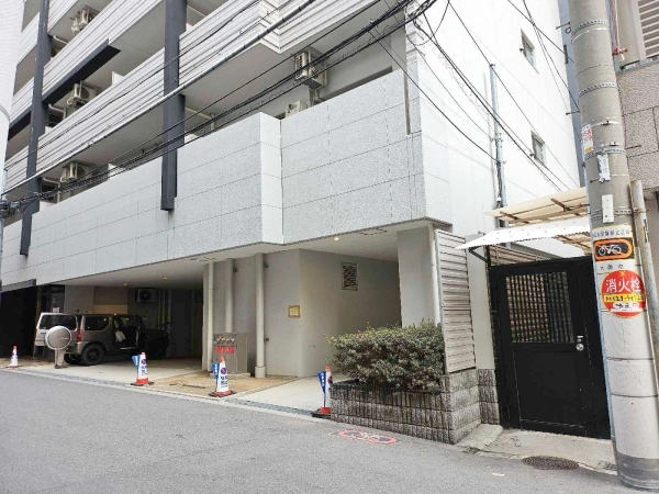 クリスタルエグゼ日本橋