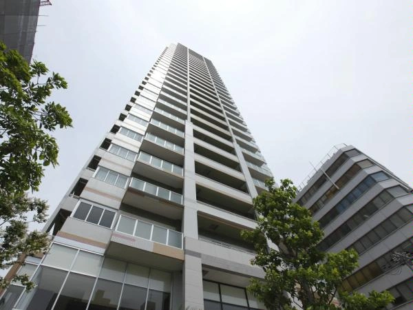 アデニウムタワー梅田イーストスクエア
