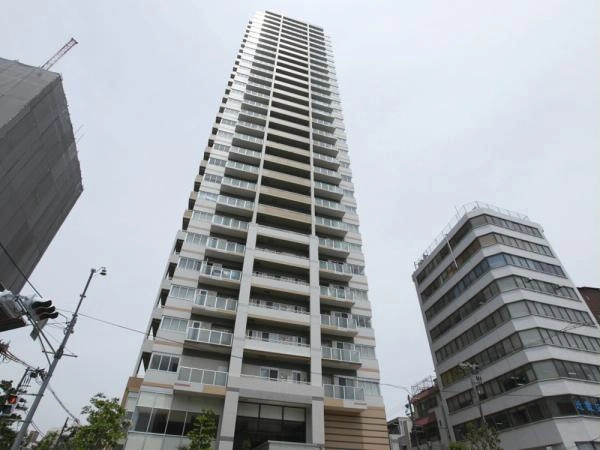 アデニウムタワー梅田イーストスクエア