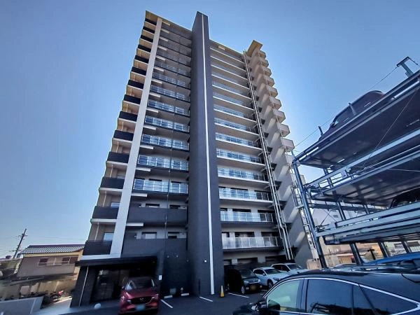 プレサンスロジェ草津グレイスコート