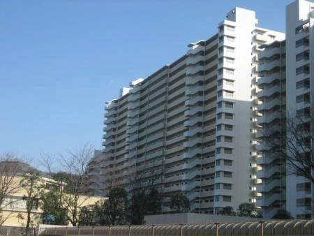 ガーデンセシア